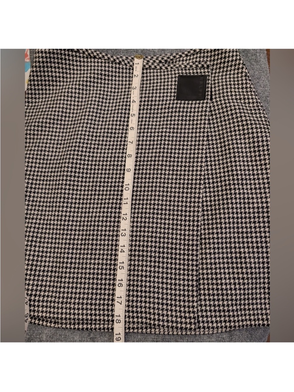Vintage Ralph by Ralph Lauren Mini Skirt in Black and White houndstooth - Picture 5 of 11